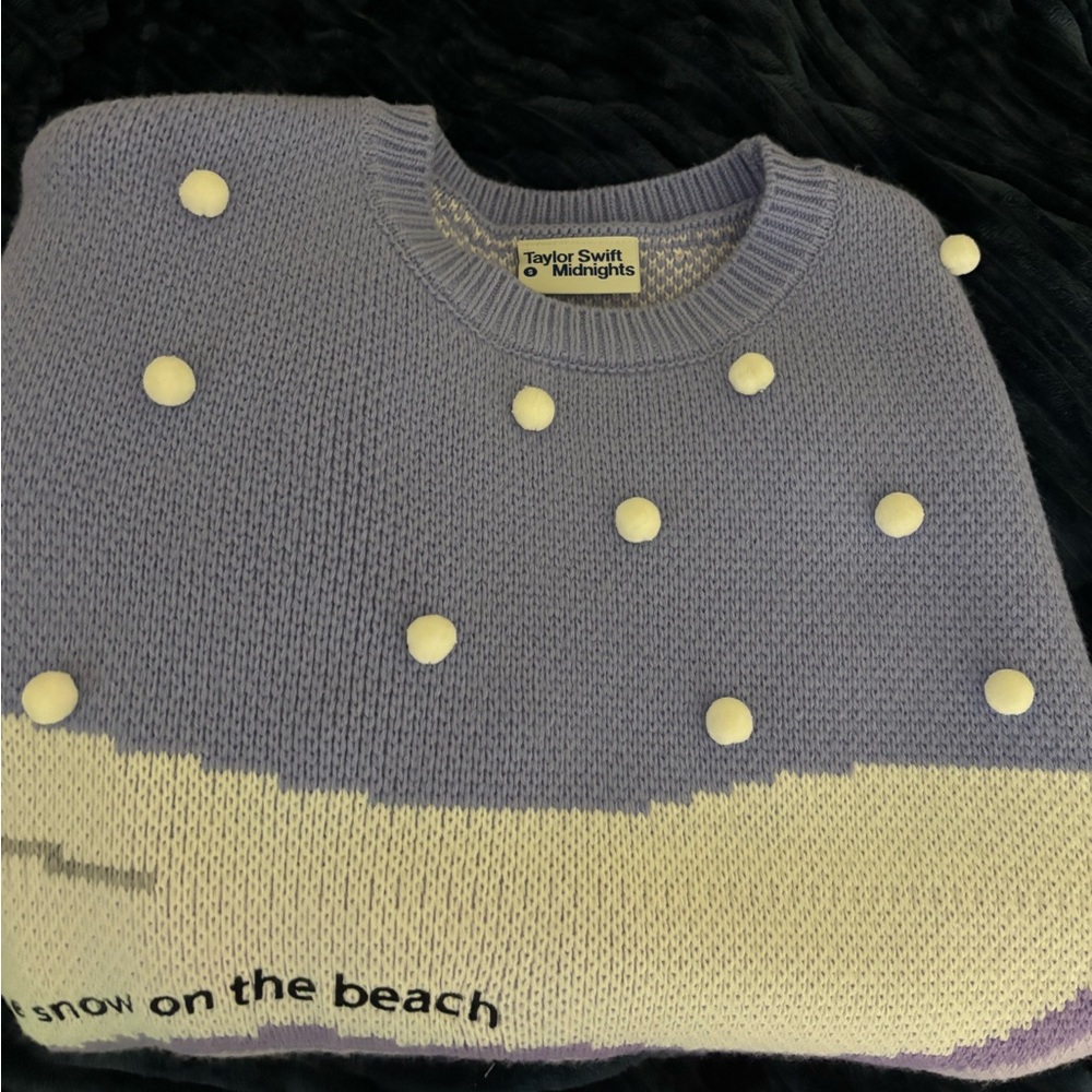 Like snow on the beach sweater - Picture 6 of 7
